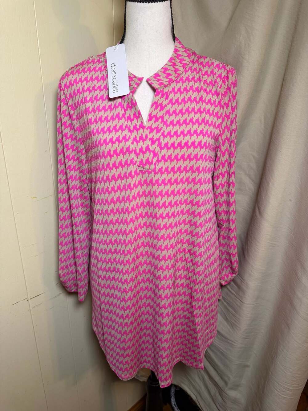 Dear Scarlett Womens Popover Blouse Pink Tan Houndstooth 3/4 Sleeve Top